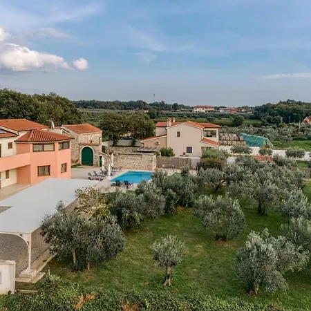 Villa Sara&toni Galižana