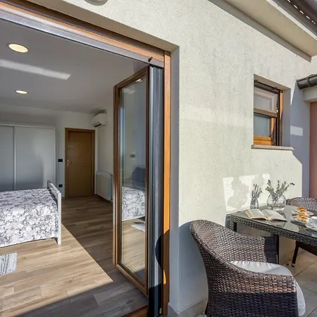 Sara&toni Villa Galižana